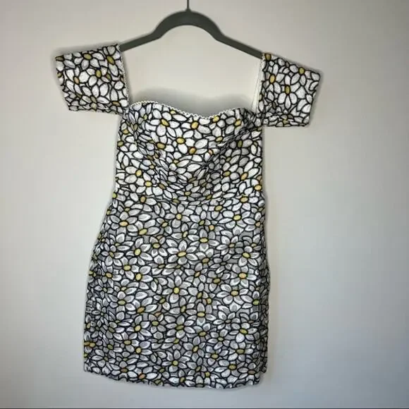 NBD Daisy Embroidered Mini Dress Size XXS extra extra small - Picture 4 of 11